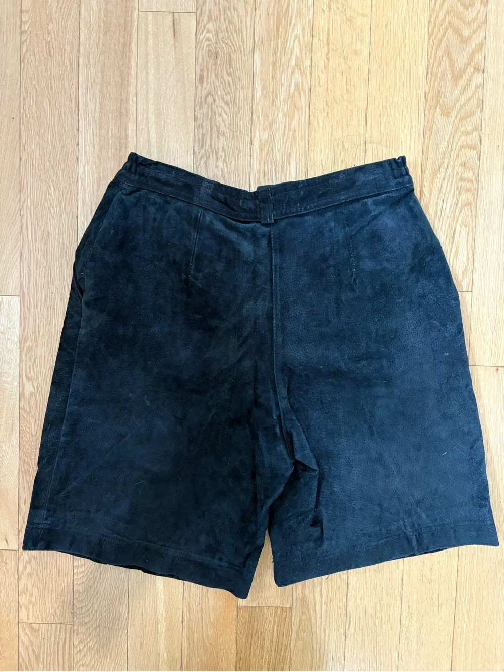 Dont Stop Classic Vintage Suede Pleated Shorts Black High Rise 14 Retro
